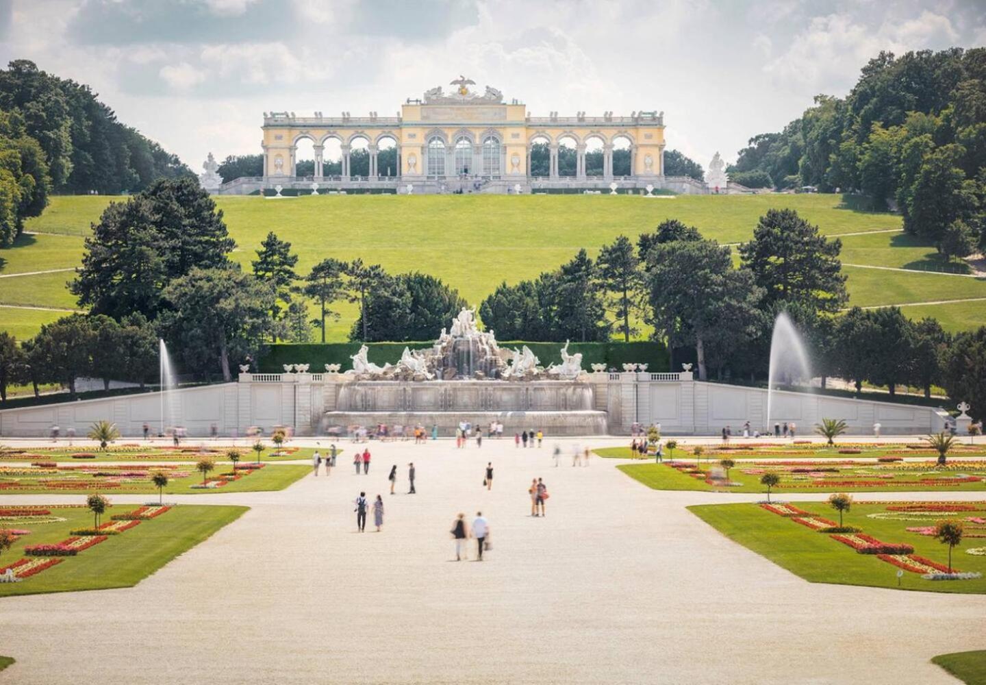 Royal Deluxe-free Garage,balcon,near Schoenbrunn Apartamento