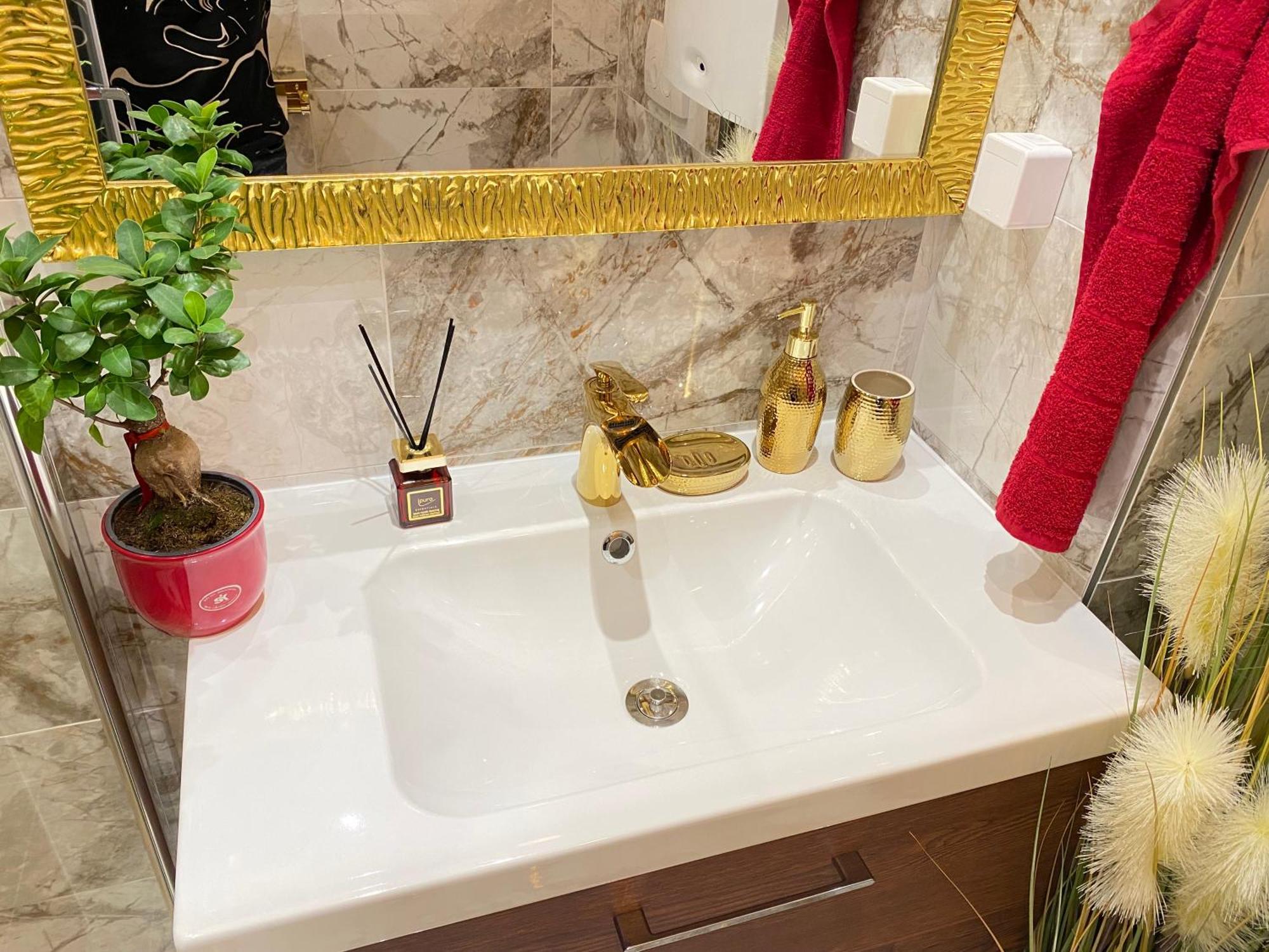 Apartamento Royal Deluxe-free Garage,balcon,near Schoenbrunn