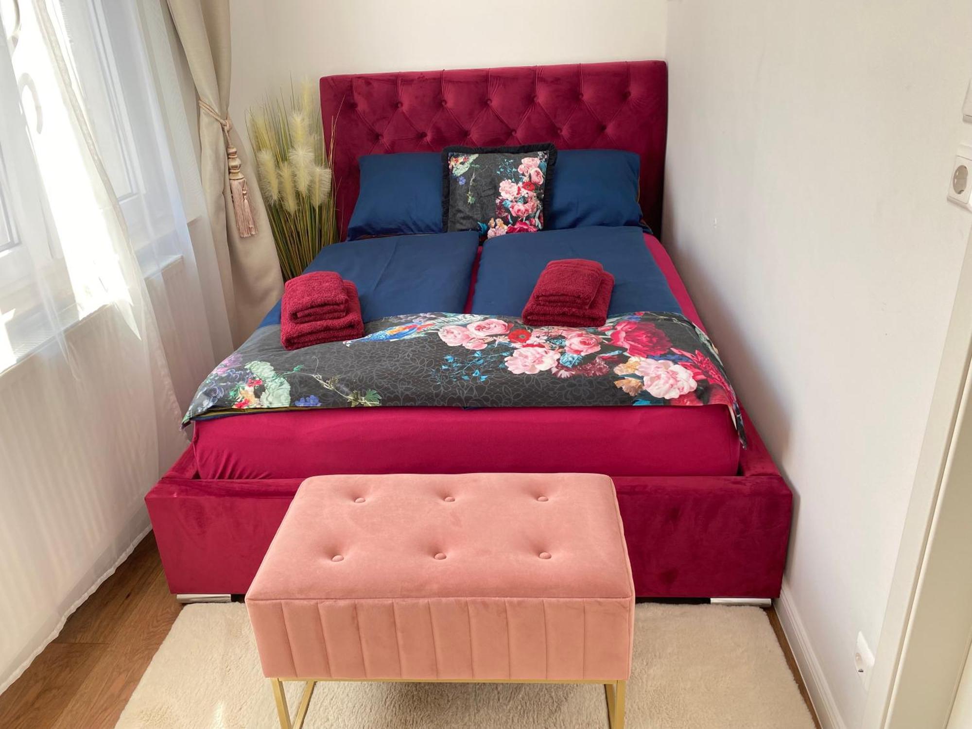 Royal Deluxe-free Garage,balcon,near Schoenbrunn Apartamento Viena